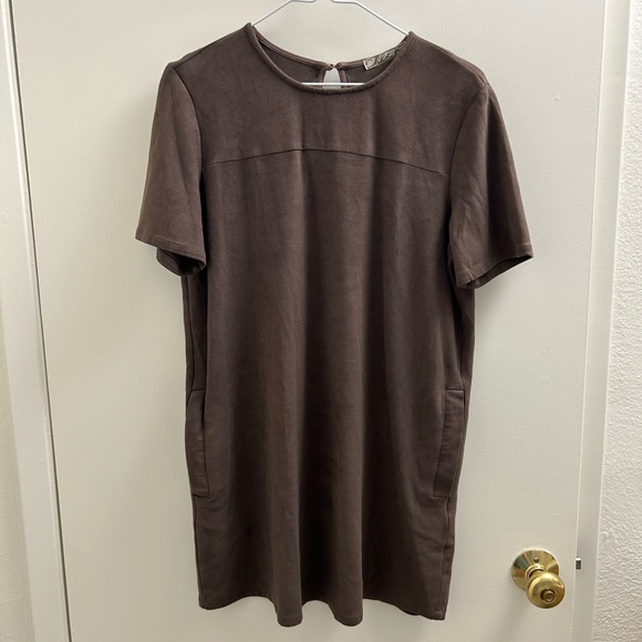 Brown velvet shirt dress - Picture 2 of 3